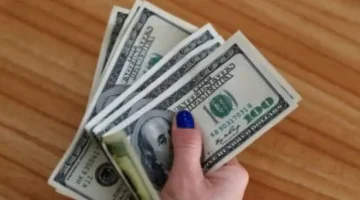 تحديث بنك البركة.. سعر الدولار الجديد يربك التوقعات ويثير قلق المدخرين في 2026